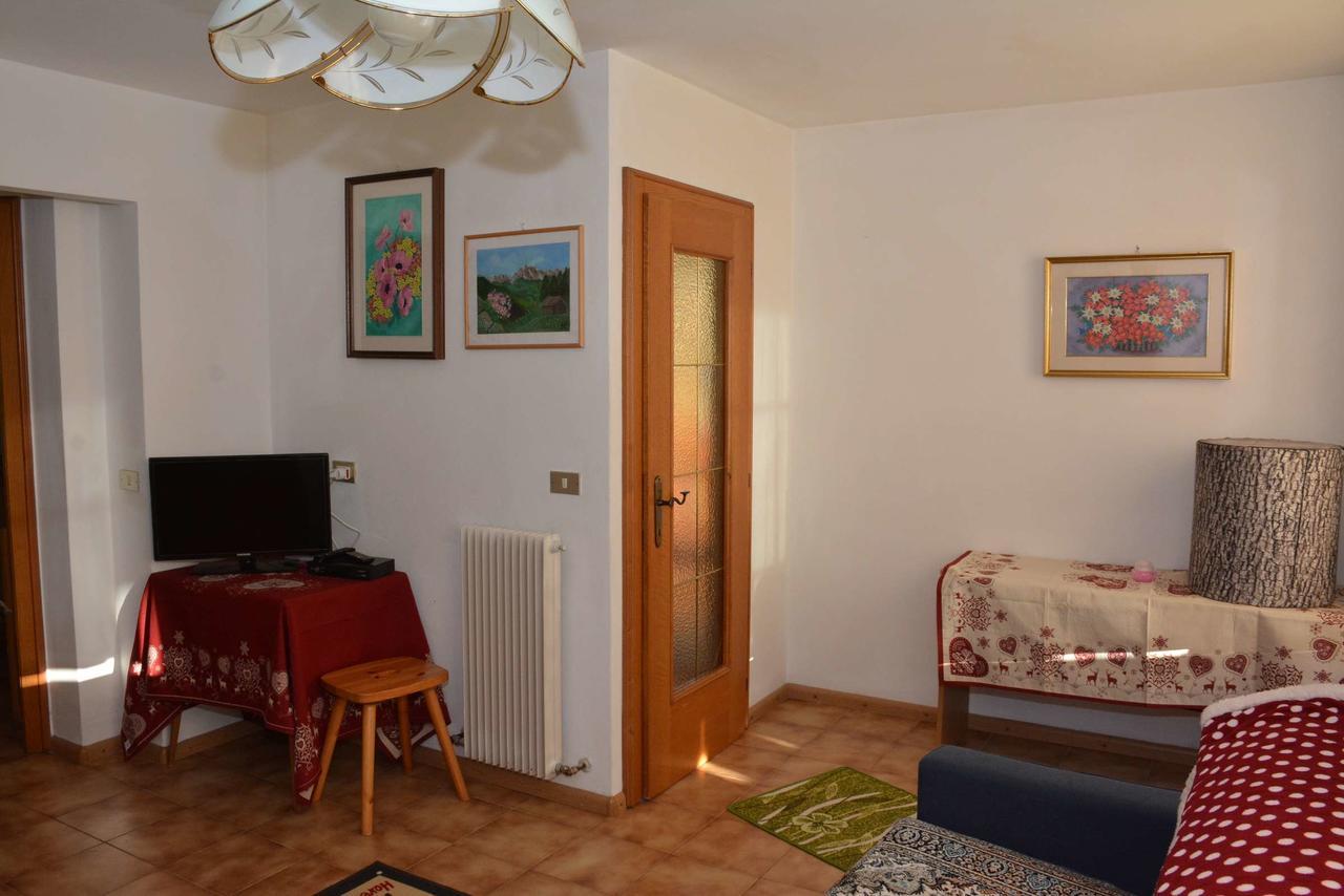 Appartamenti Vincenzo E Marcella Campitello di Fassa Exterior foto